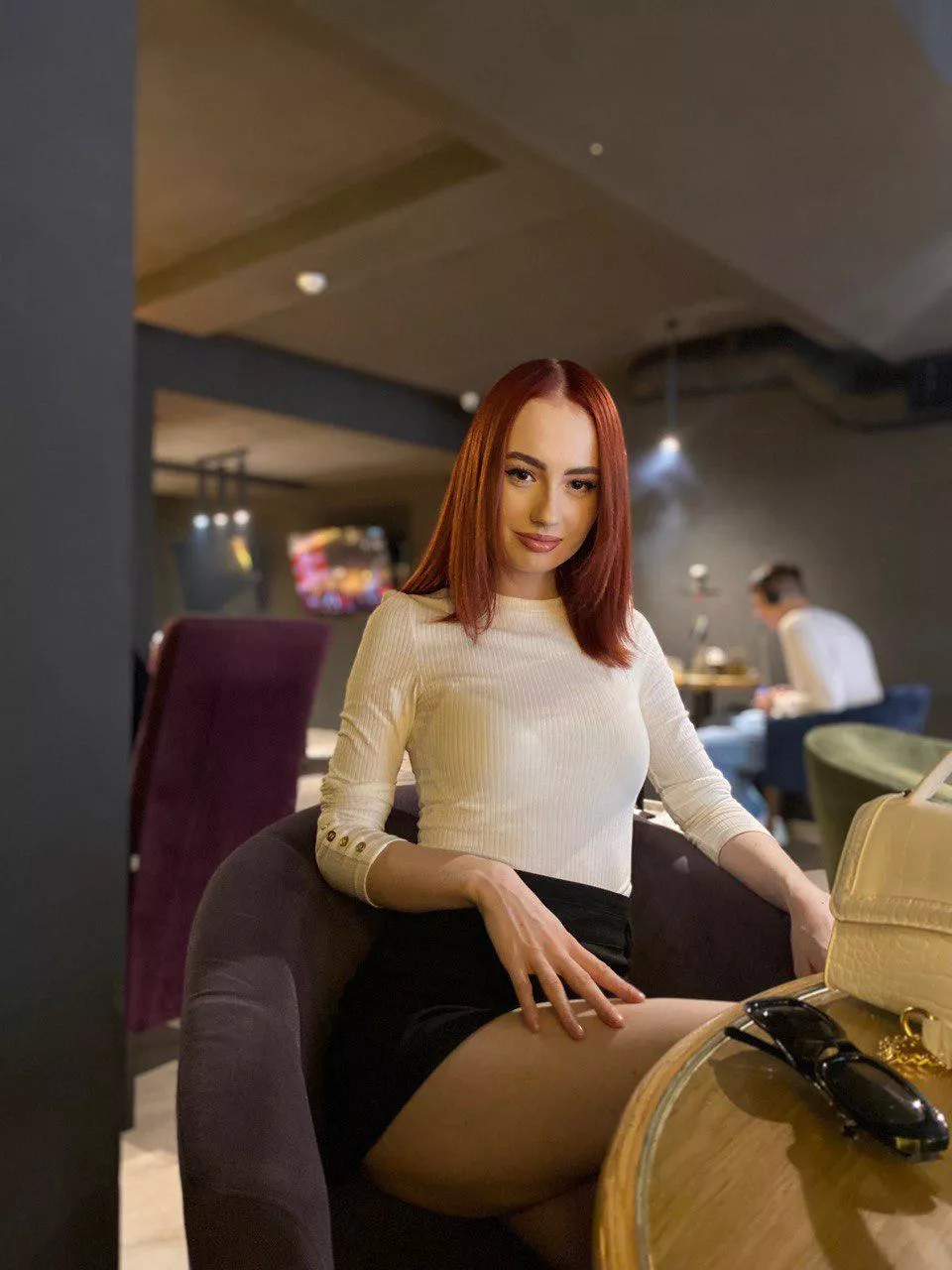 Cute girl ready to play posted by JuicyNectarine732