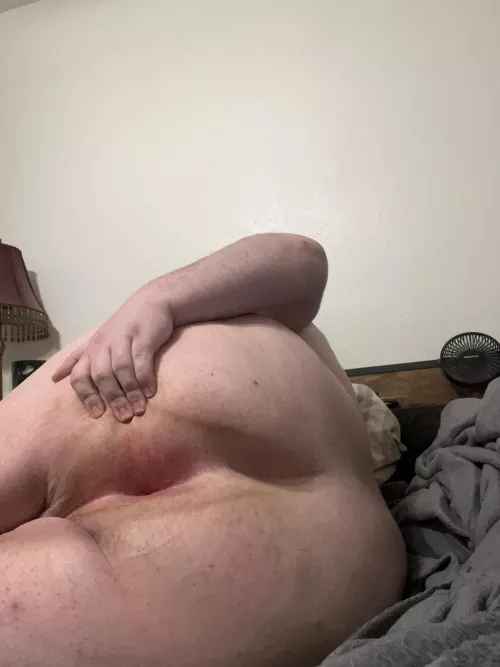 Desperate to be filled up (DMs open) by Remoraz12