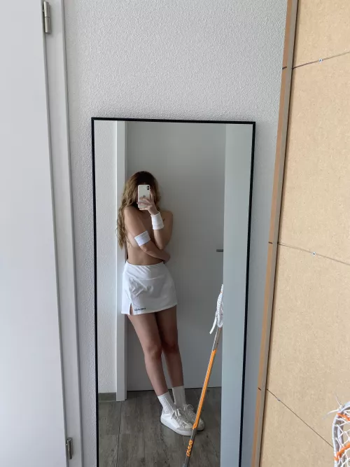 do men like smaller girls like me ? by Klutzy-Island-4395