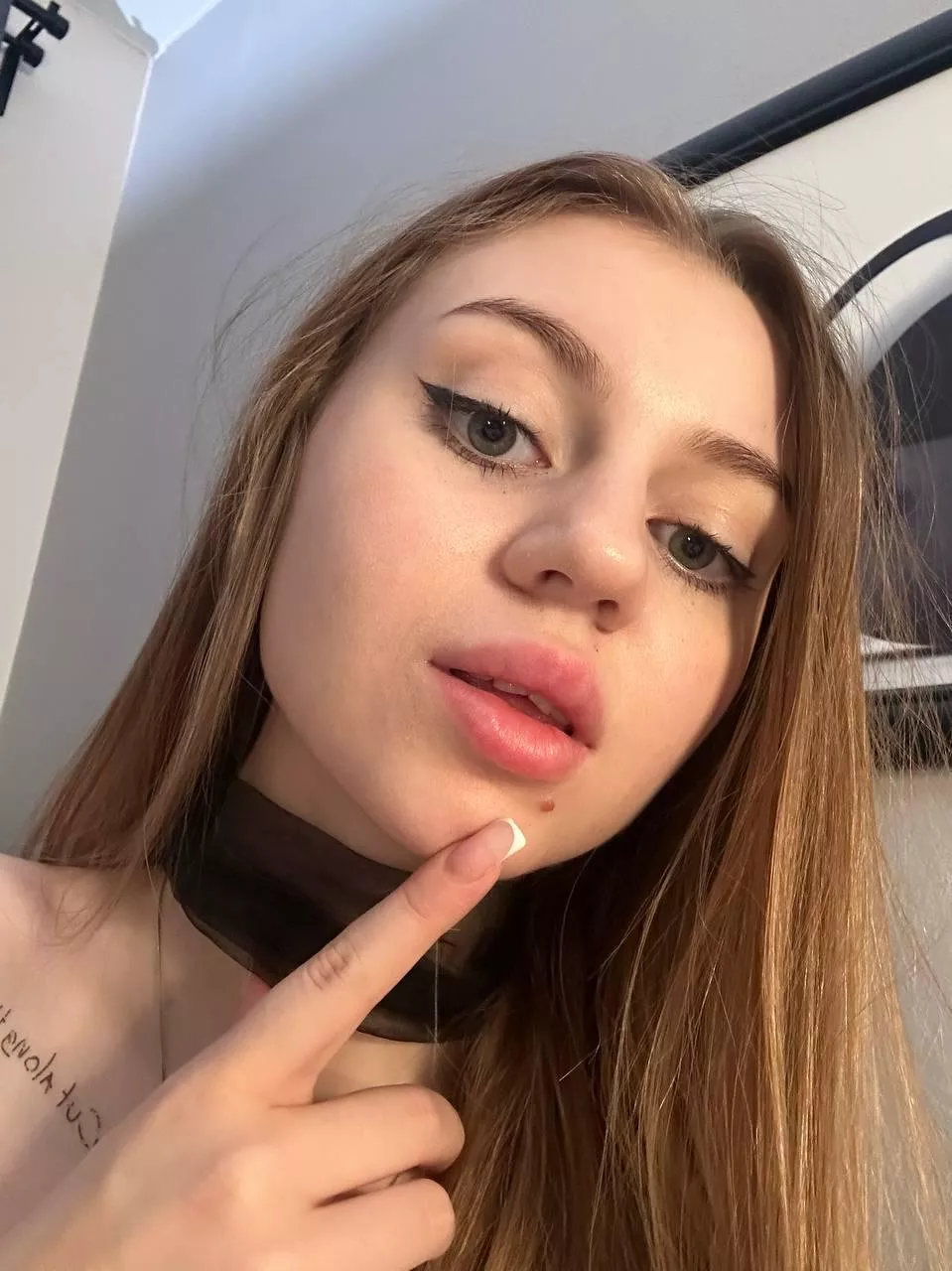 Do we need a leash? Or we can manage without one posted by HotnessAdorableQueen