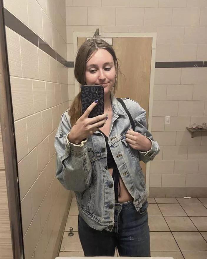 Do you like my outfit  posted by Hot_Argument_2020