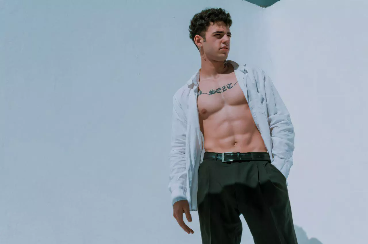 Do you think I could be a model? posted by itscicciasanti