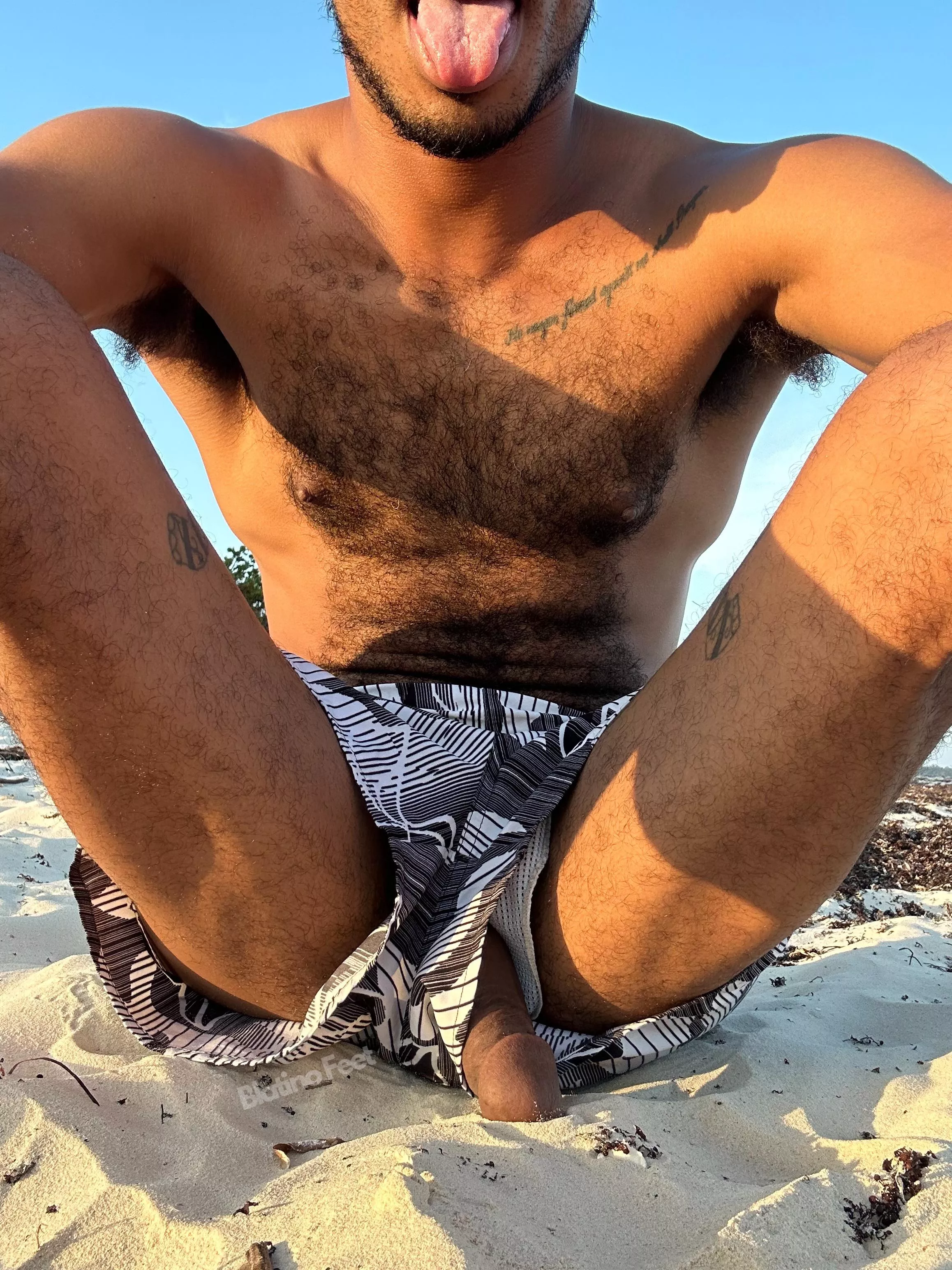 Enjoying a day at the beach 👅 posted by blatino_feet_