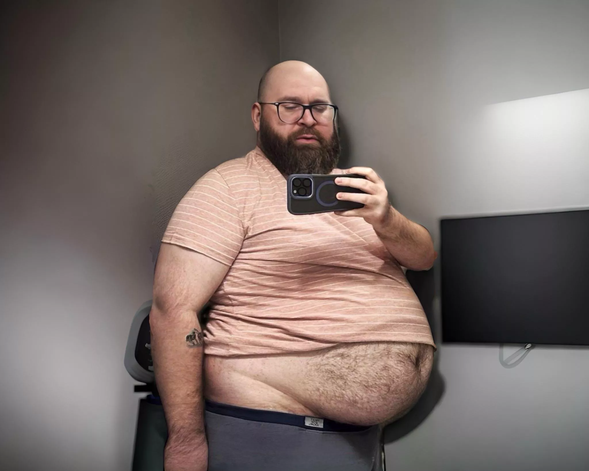 Feeling round  posted by jpishungry