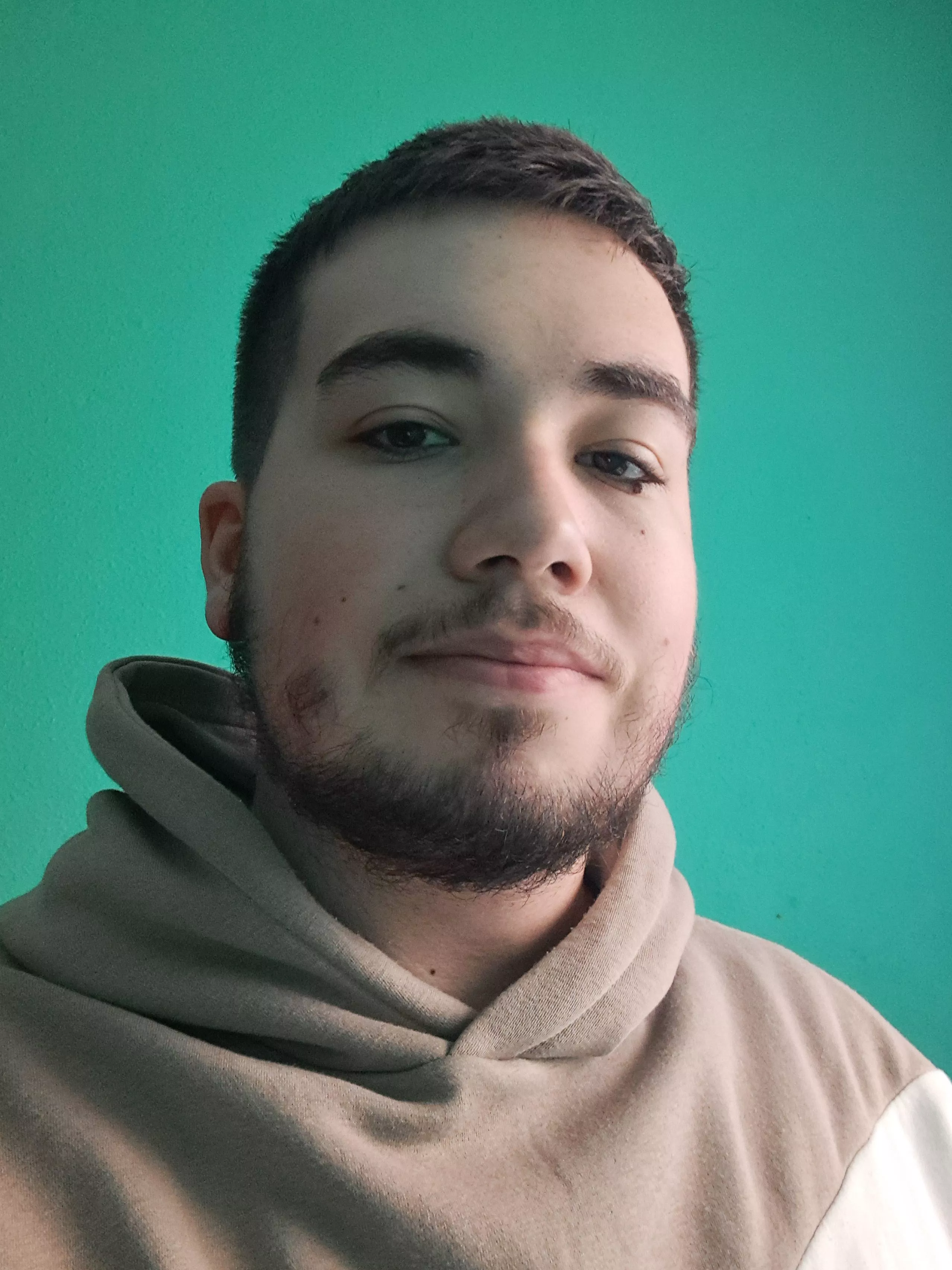 First time posting here! I got a new haircut and I'm feeling less ugly than before, might delete later though. posted by Feerka