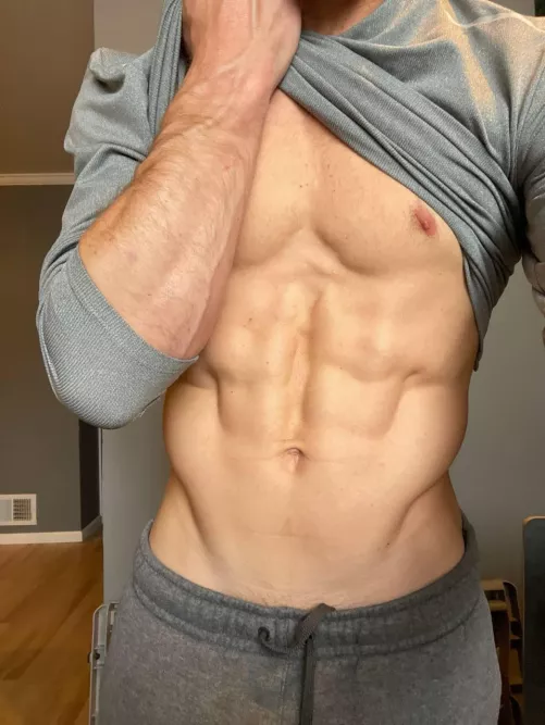 Happy Forearm Friday Friends 😏 by sometimeinthewhen