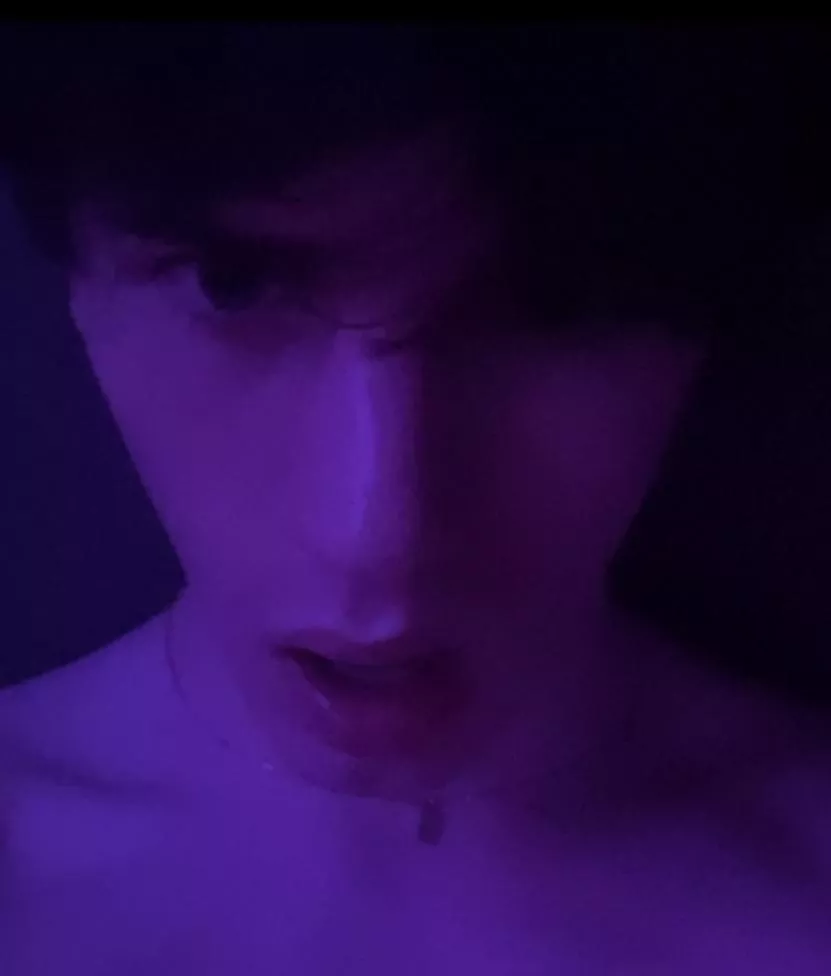 Hiiii :3 [19] posted by Environmental-Bid-38