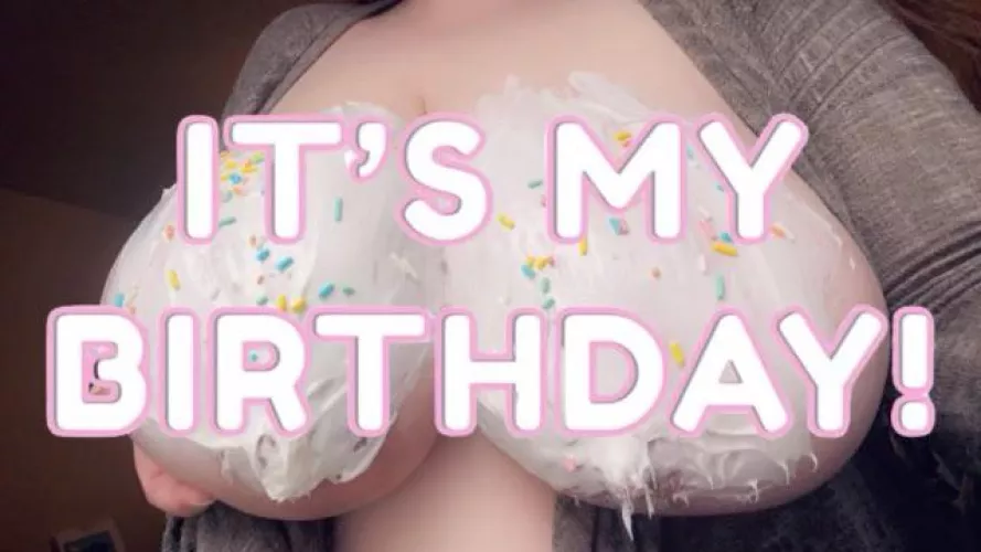 Huge milf titty videos all on sale! Link in comments. 💜 by Vr69sm