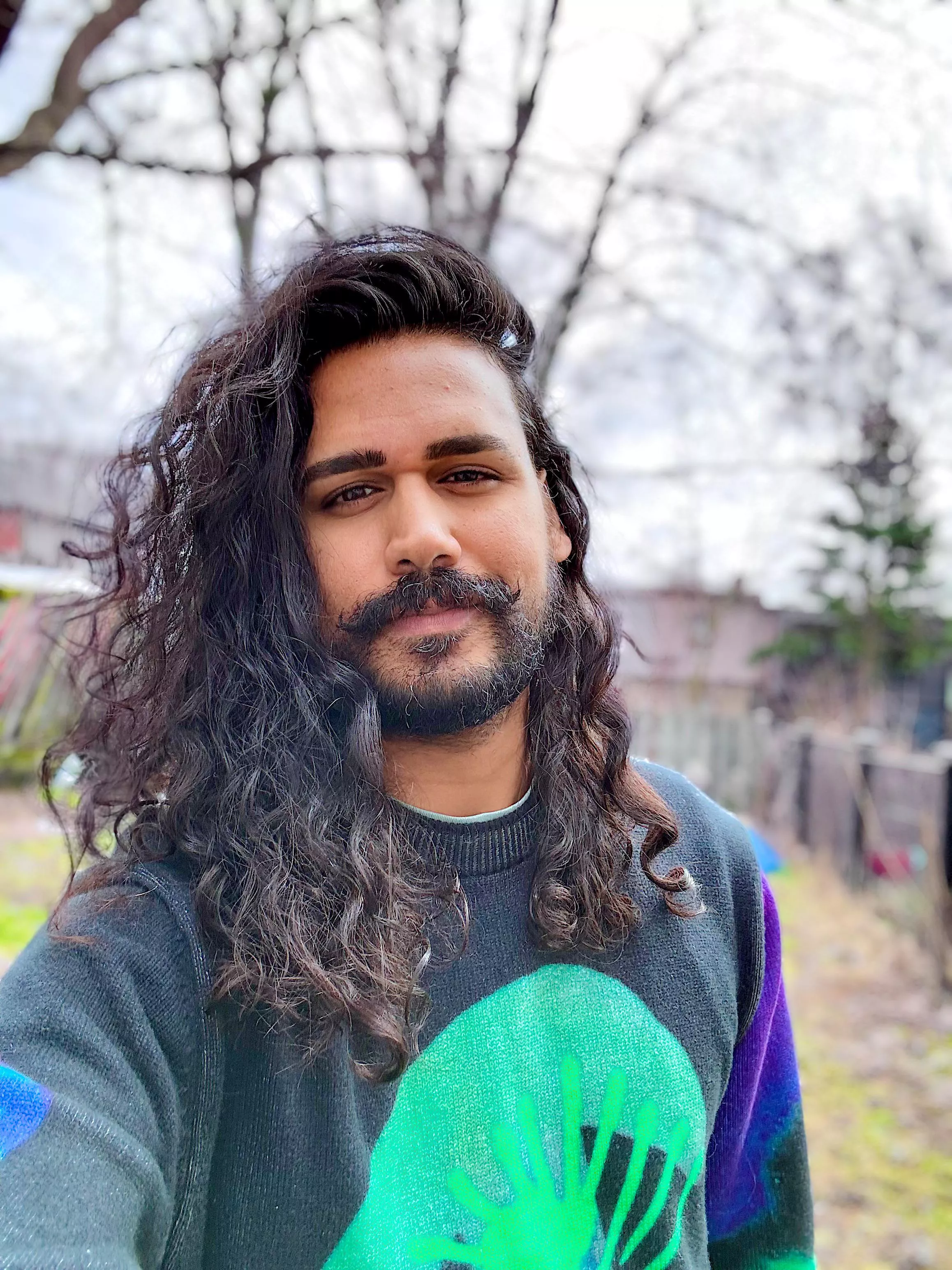 I slept for 2 hours wrote an exam at 8am, and had no coffee…. Happy Friday ! 😉 posted by ohdoyouknowhow