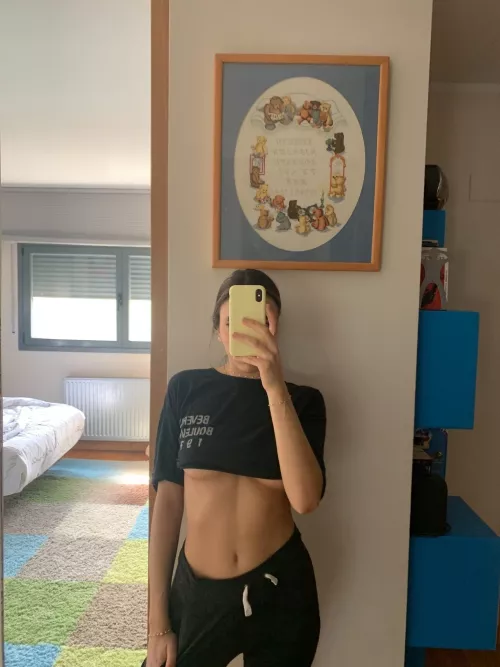 I wonder if this selfie would convince you to fuck me by NoWaresMerchant