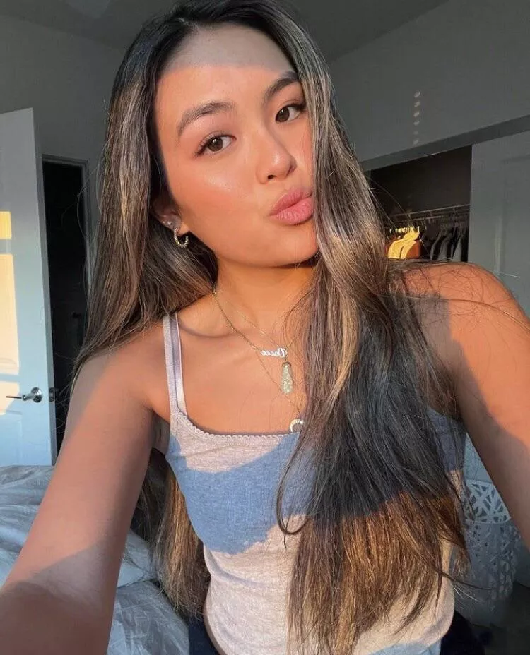 is she a 10?  posted by devilndaisies