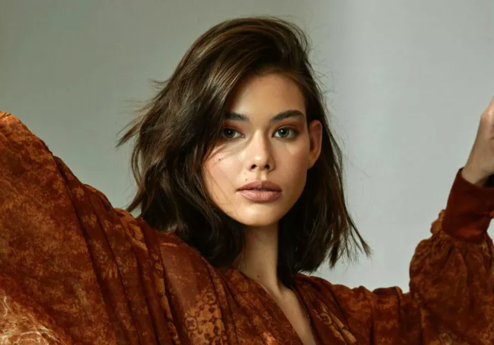 Laneya Grace by qwer5r