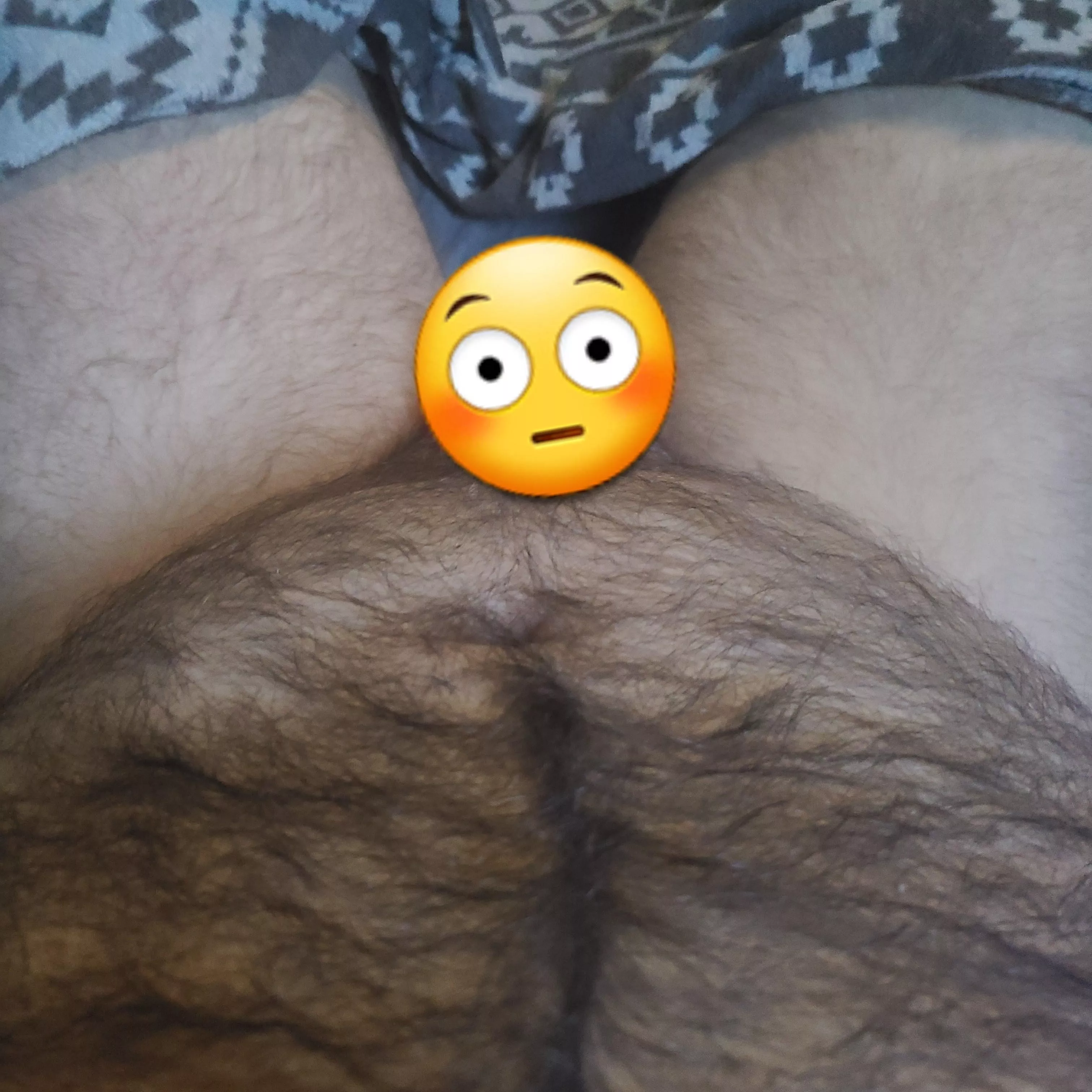 Laying in bed naked all morning & horny. Who wants to cuddle and lay on my hairy belly? posted by femboysexer