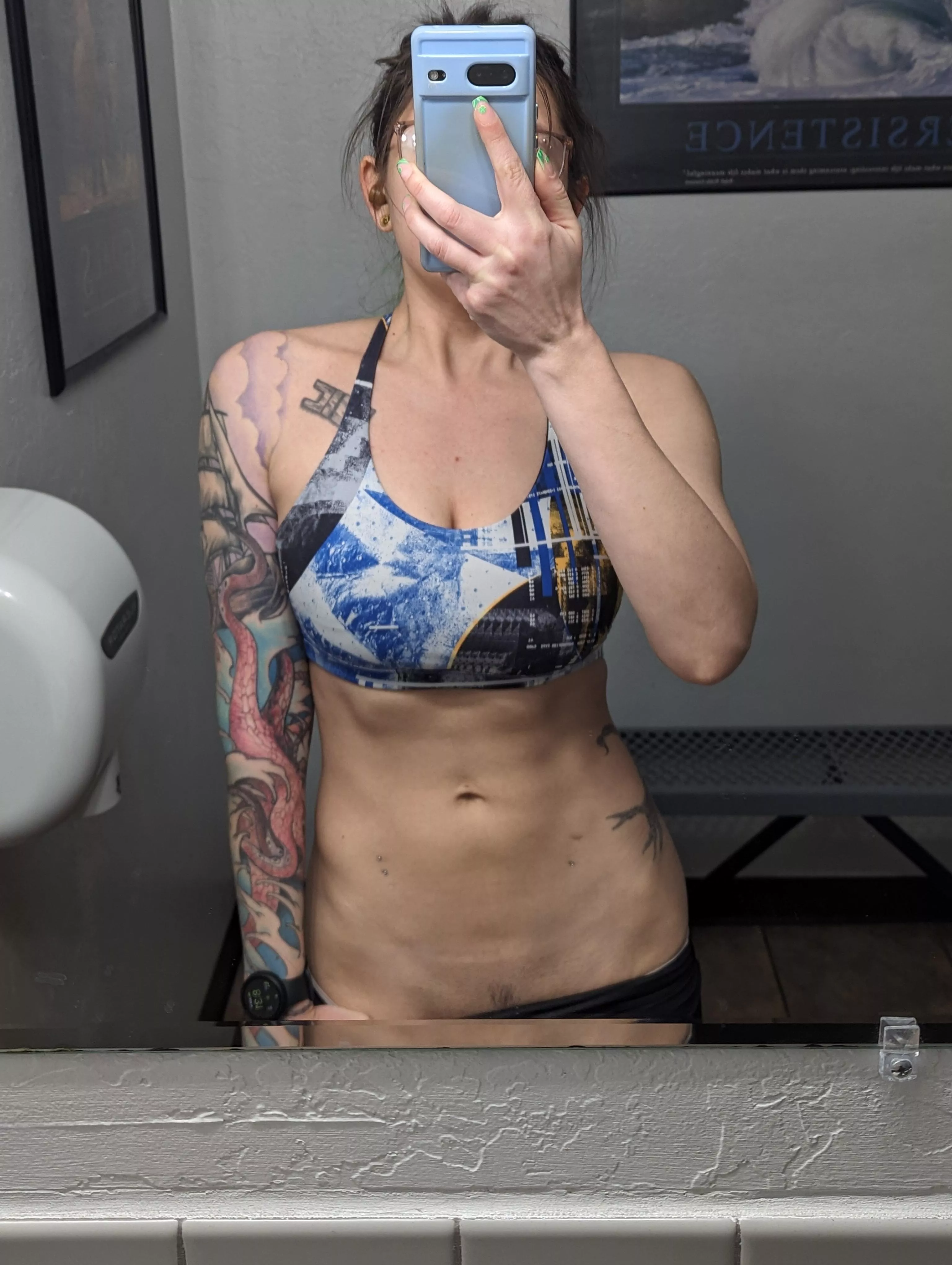 Mid Workout Pic  posted by racymacy1