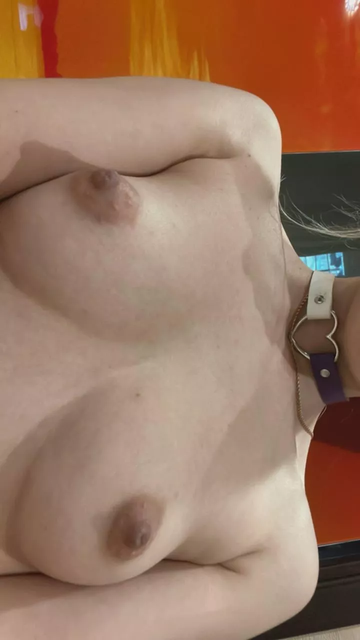 Need someone to suck on them posted by pluckilyriffle