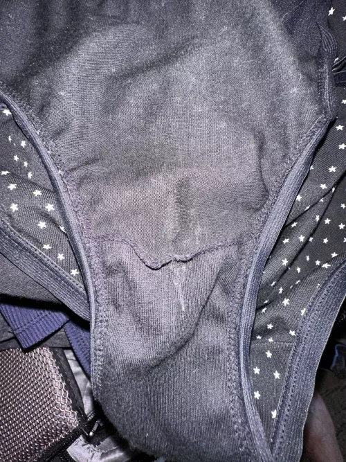 Panty whisperer by Hesitant-Housewife