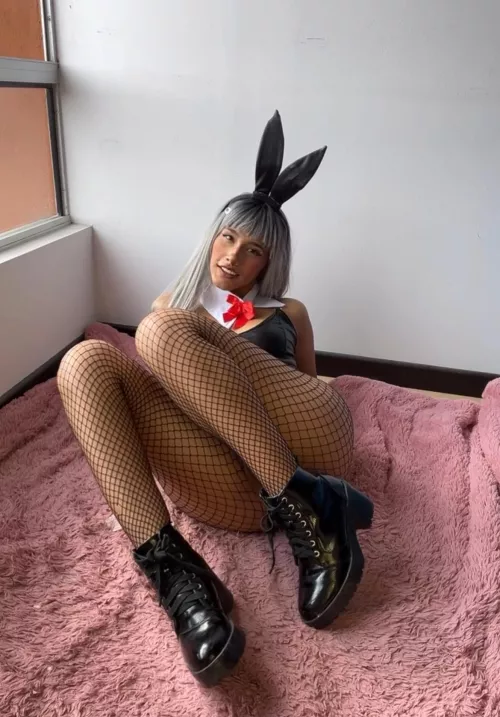 Play a game with me? by throwaway_7_74