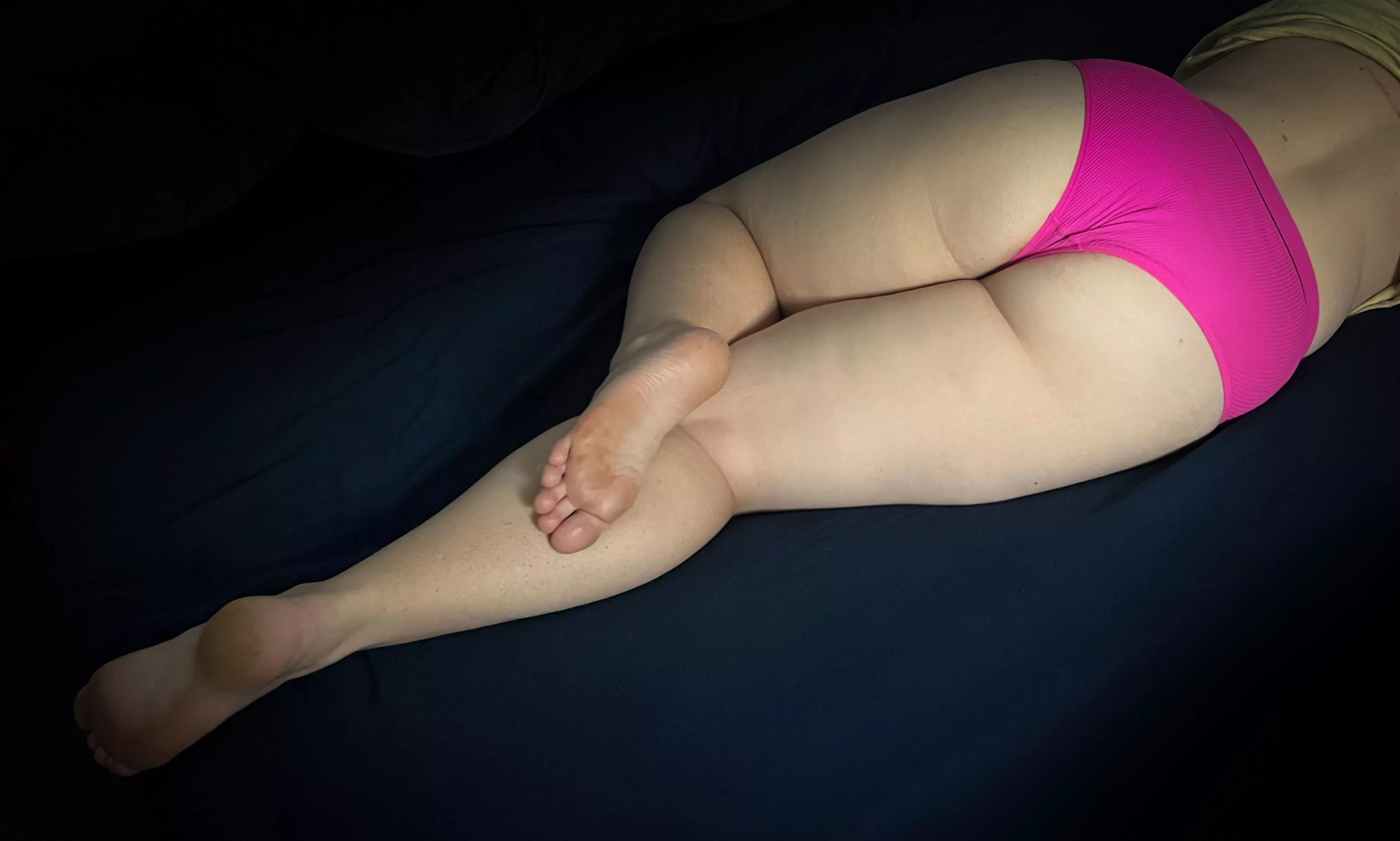 Relaxing curves  posted by AllyCat0085