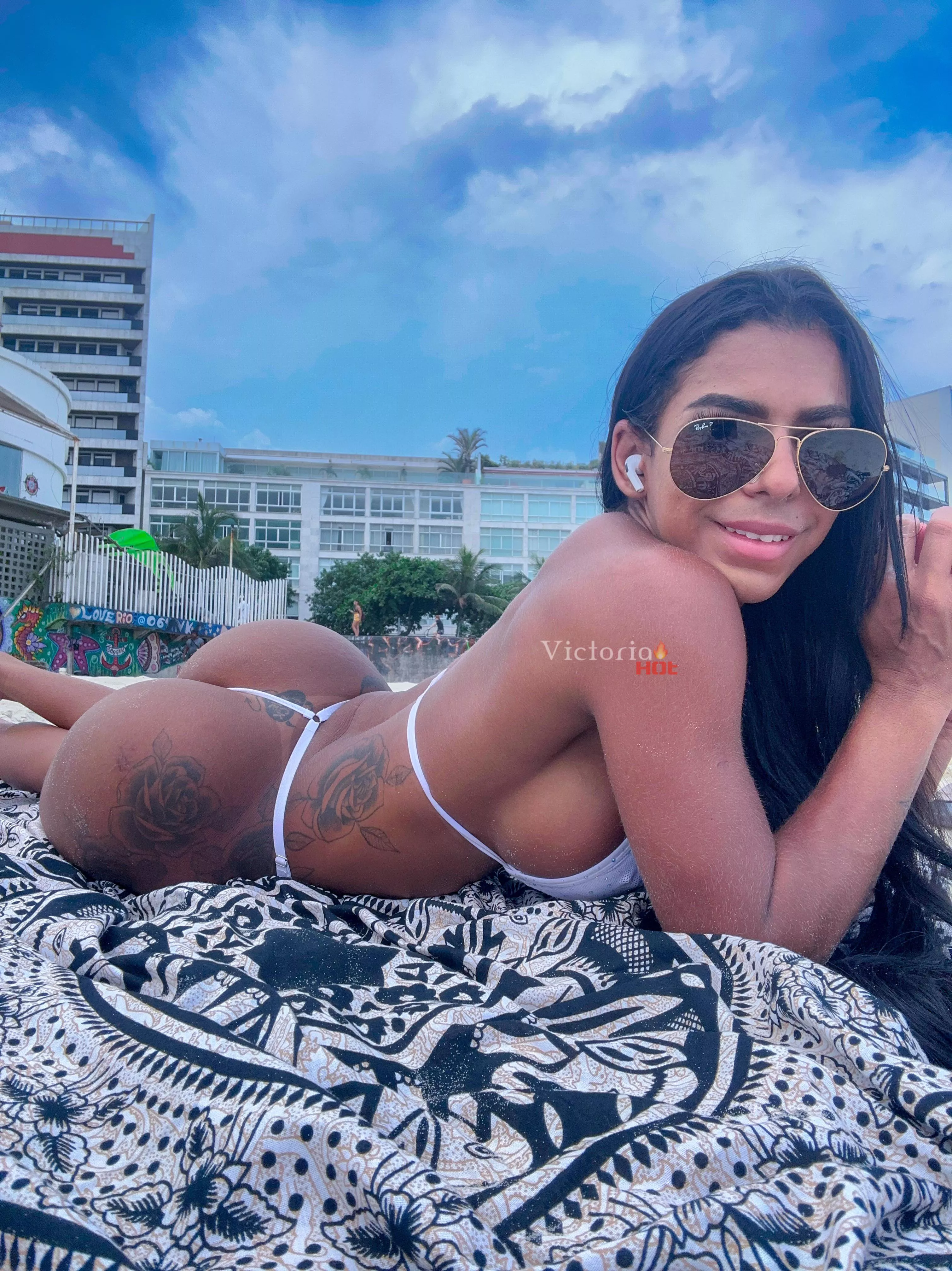 Taking a little of sunshine! posted by iamvictoriasouza