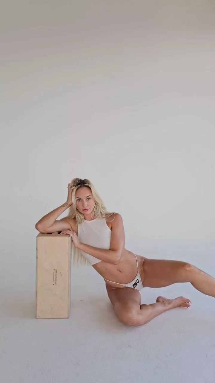 Taylor posted by prem_name_hai_mera