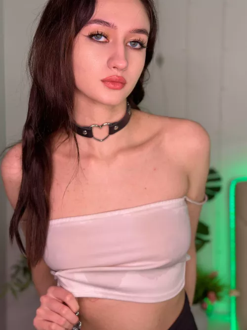 Try not to fall in love by HotnessAdorableLove