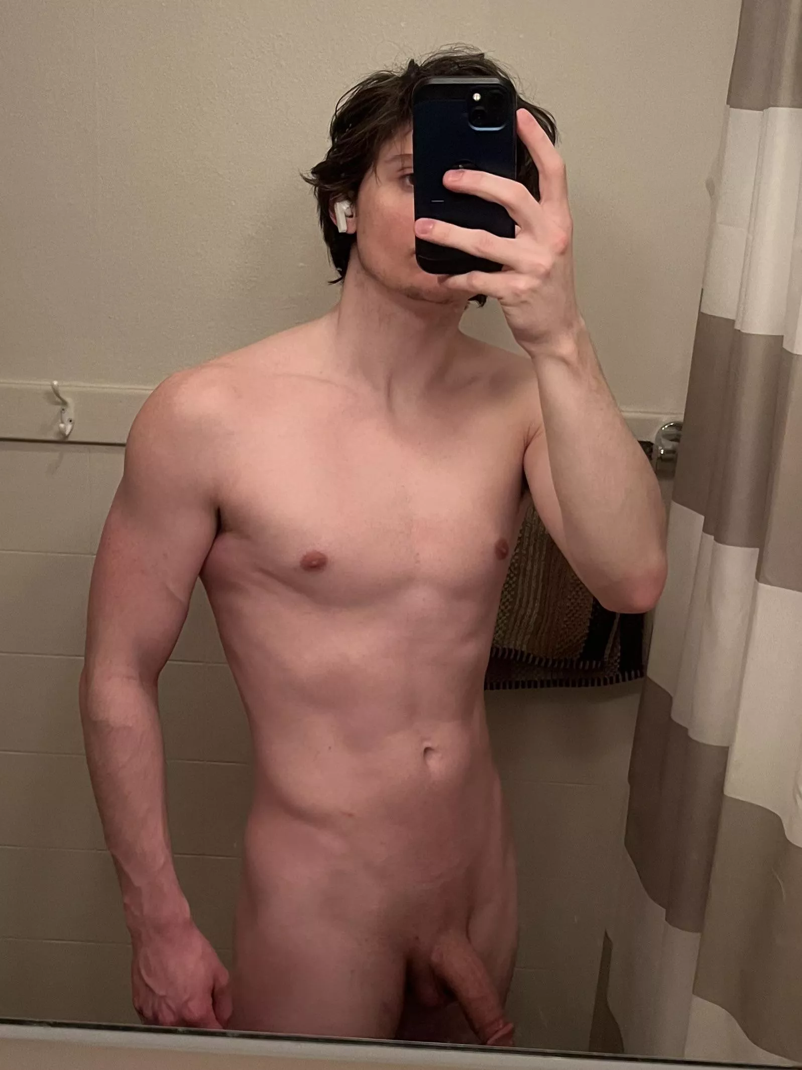 What do you think of (m)e? 24 posted by throwaway444483