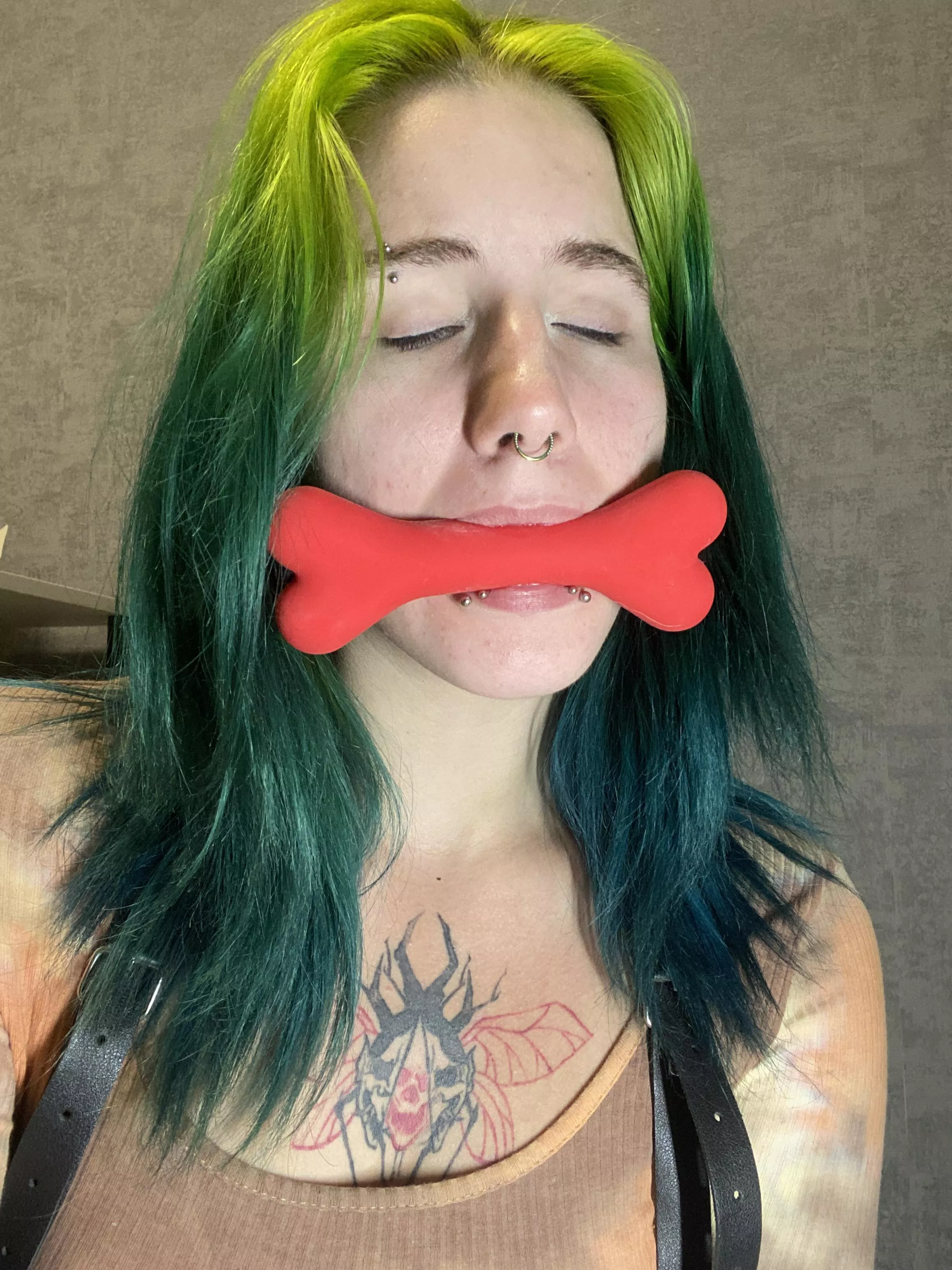 With a gag in my mouth, I'm ready to play... posted by eva_curls_