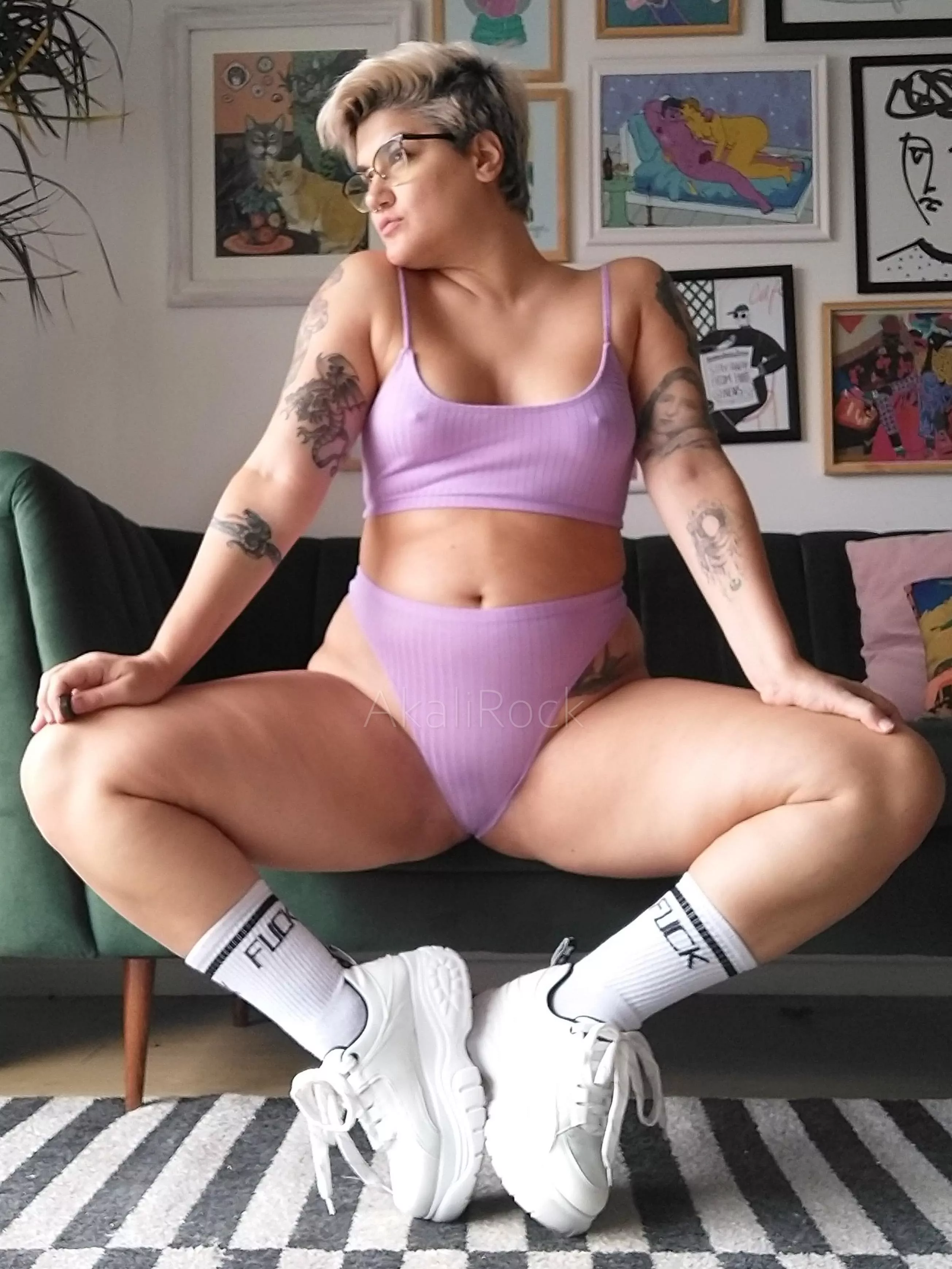 Akali (@akalirock) [OnlyFans] posted by AkaliRock