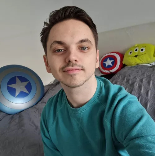 Anyone wanna game with me? by Zidon98