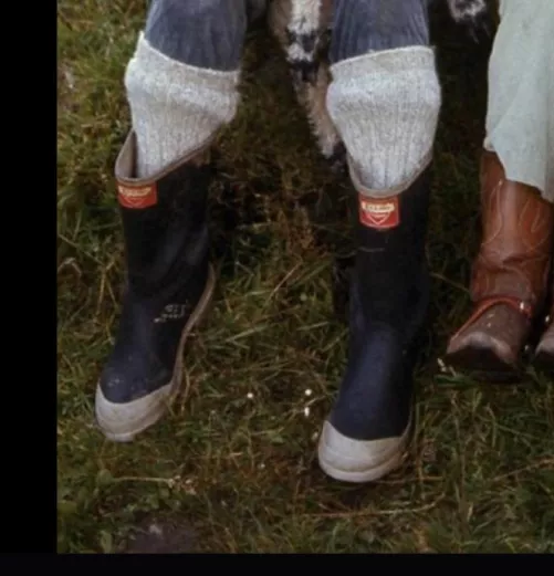 can anyone id these boots? by sopranosfanjr