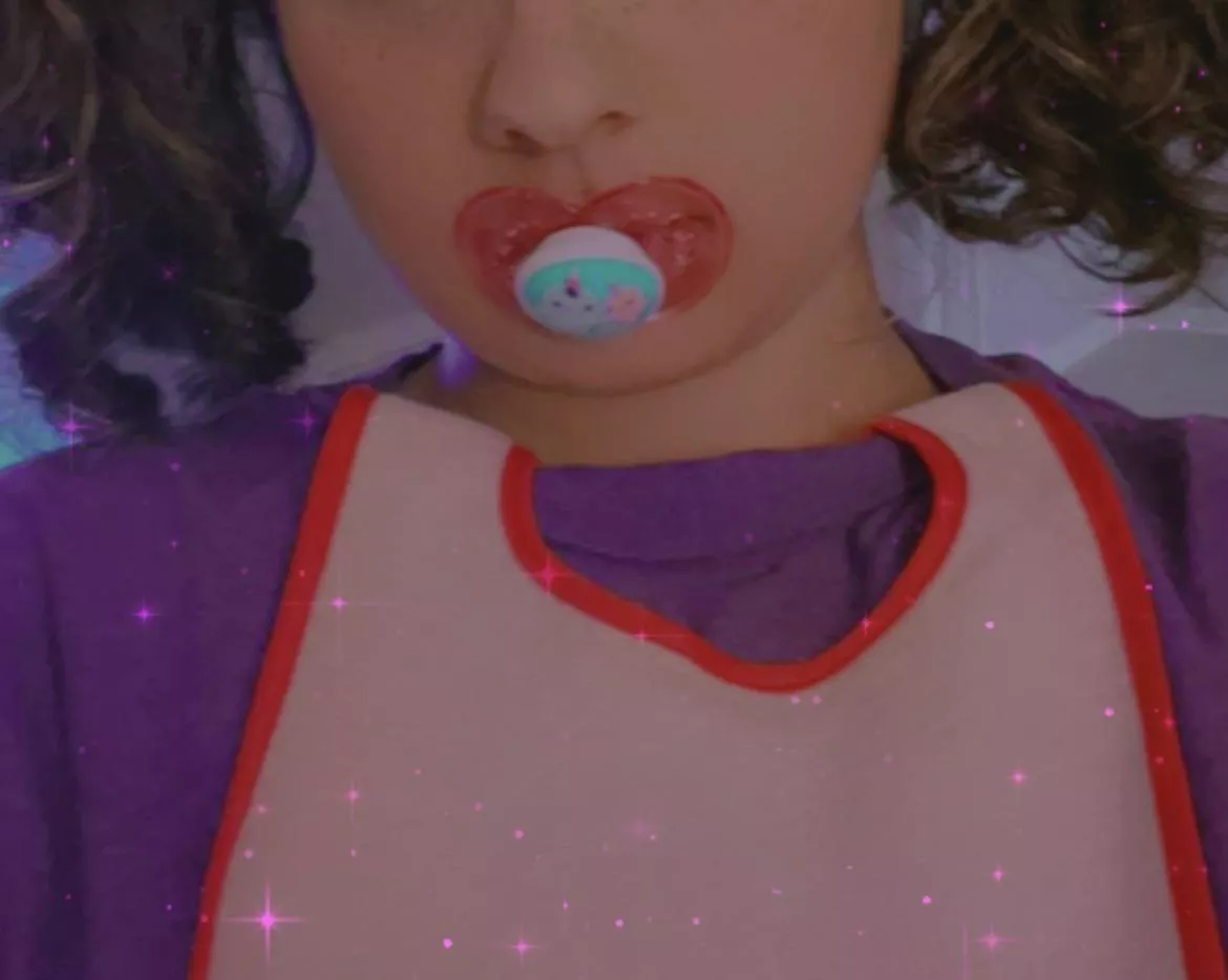 Do I look good in a bib? posted by Glad-Caterpillar-810