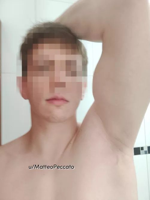 Do shaved guys get any love here? by MatteoPeccato