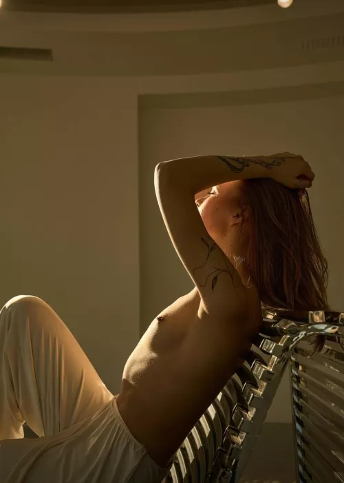 Do you have warm hands to warm my body by AstutelyRefuel