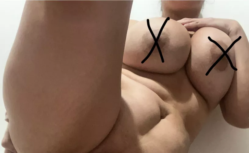 Do you think these big whole areolas get into your mouth? 😏😏😏😏😏😏😏😏😏😏😏   READ COMENT BABY 💕😈 by yourbadgirlbaby_