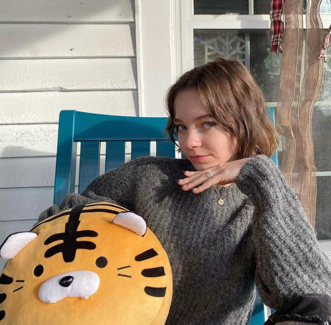 Emma Myers posted by sagar9175