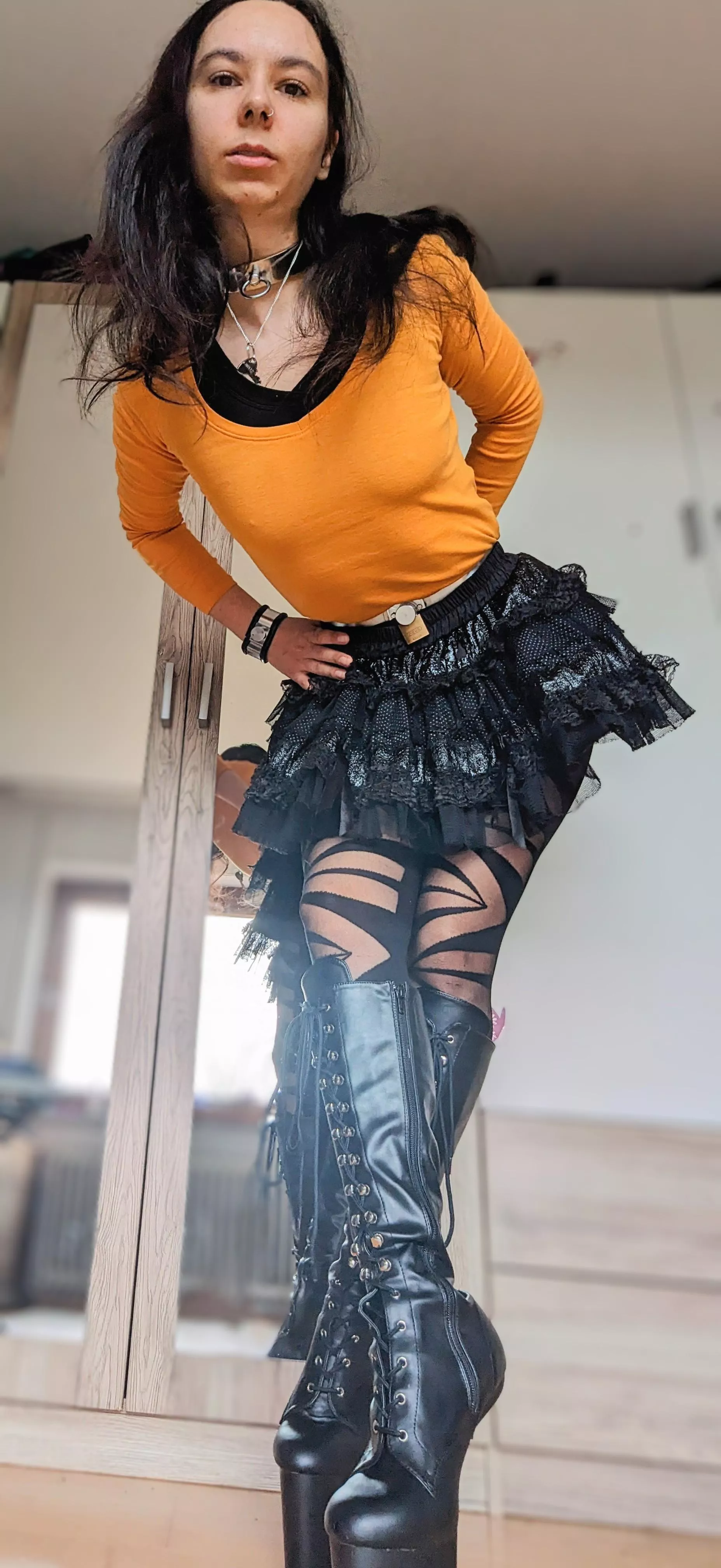 Feeling like a little doll today 🔒 posted by Aiyanas_World