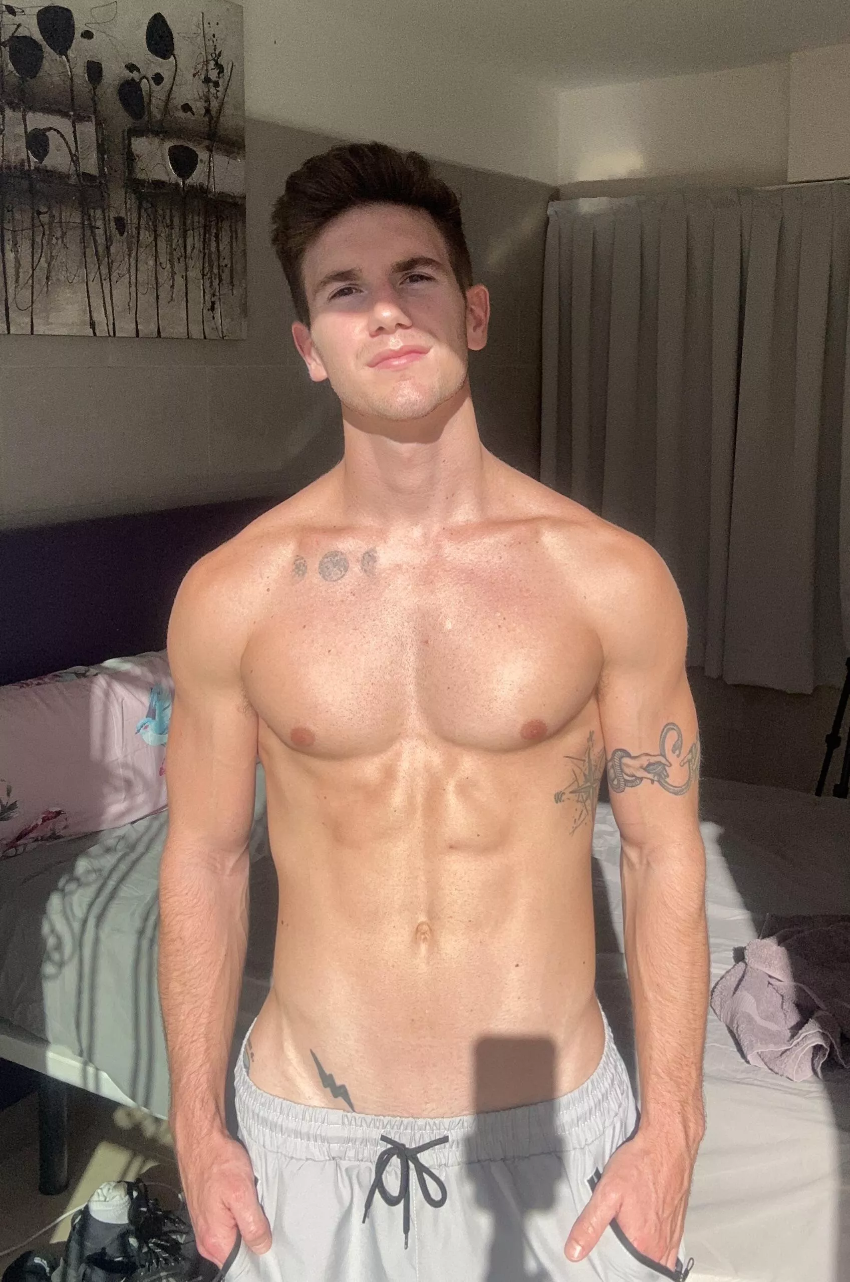 Golden hour  posted by PoppynZach