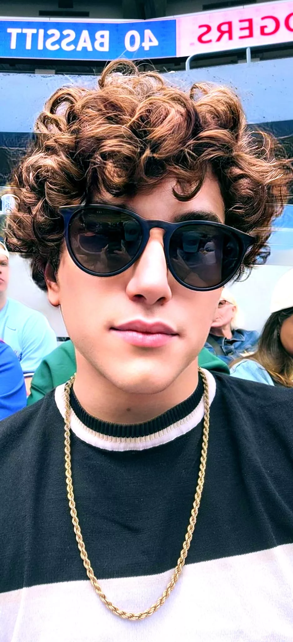 Happy Saturday! I hope ur day is as sunny as it was for me in this photo posted by Then_Debt7778