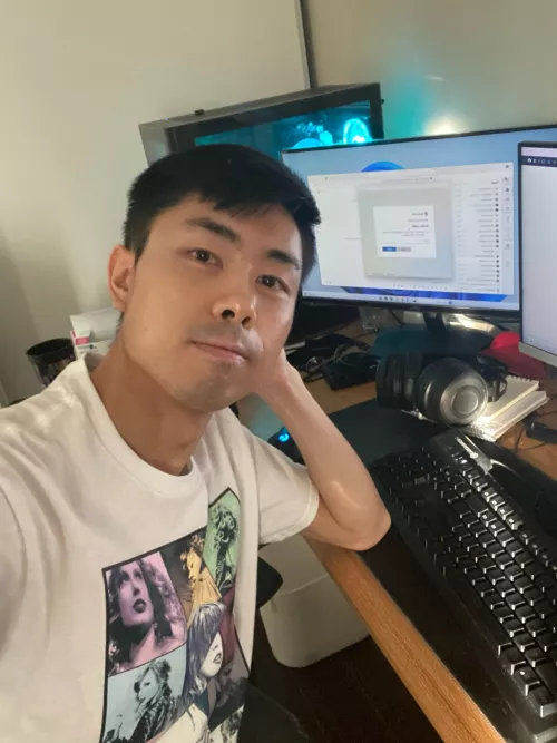 Hello! Any Swiftie gamers here?  by TOSixGG