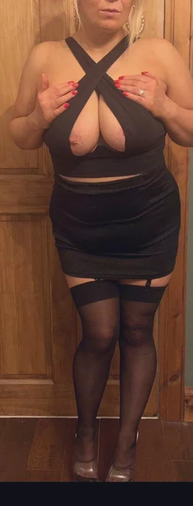 How my wife dressed up at the bar last night, she didn’t mind one bit that her big tits kept popping out, she loves when guys are staring at her when I’m with her, it gets her pussy soaking wet posted by Husbanddude2