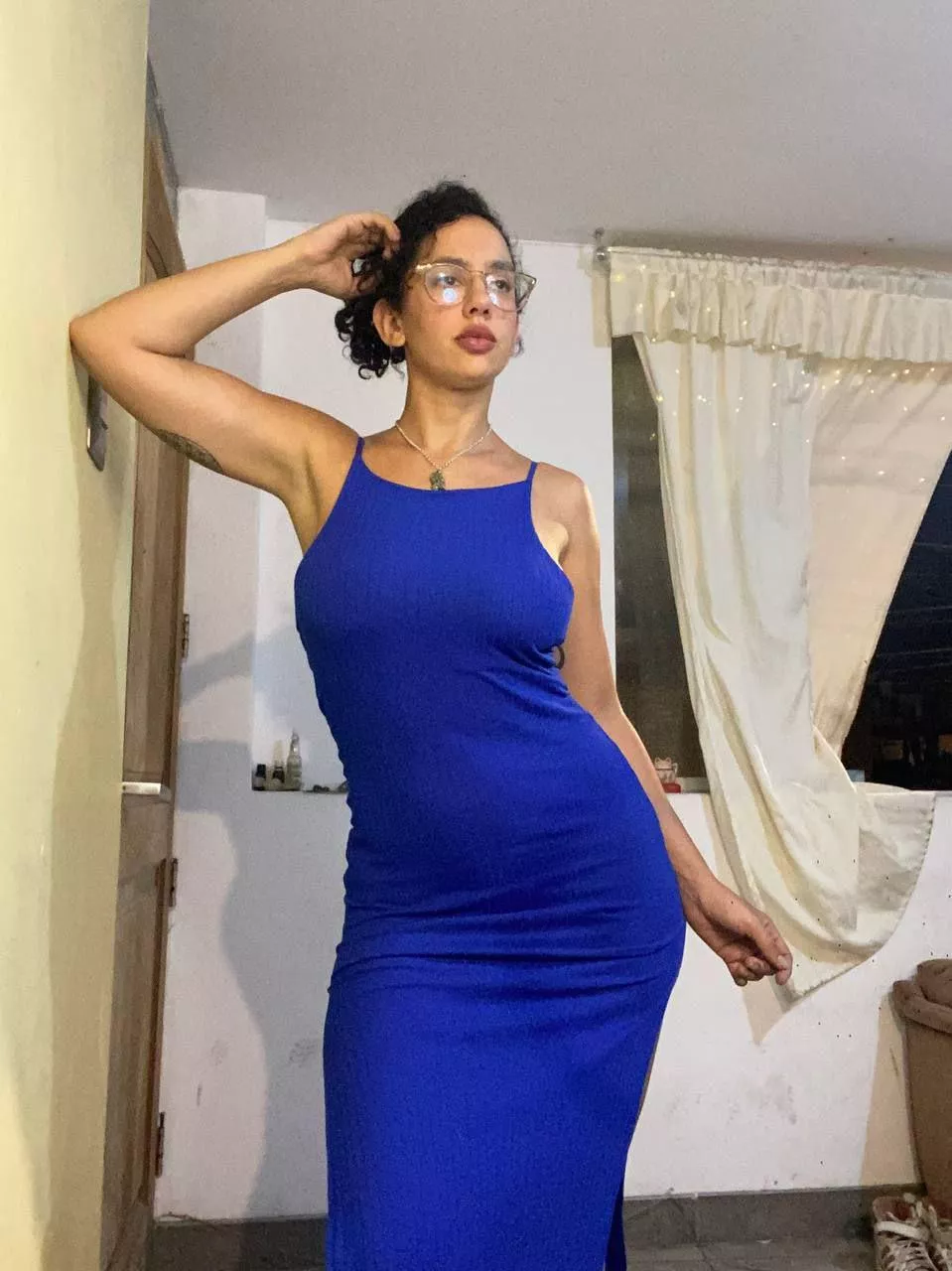 i feel so classy in blue posted by gabby_stimulus