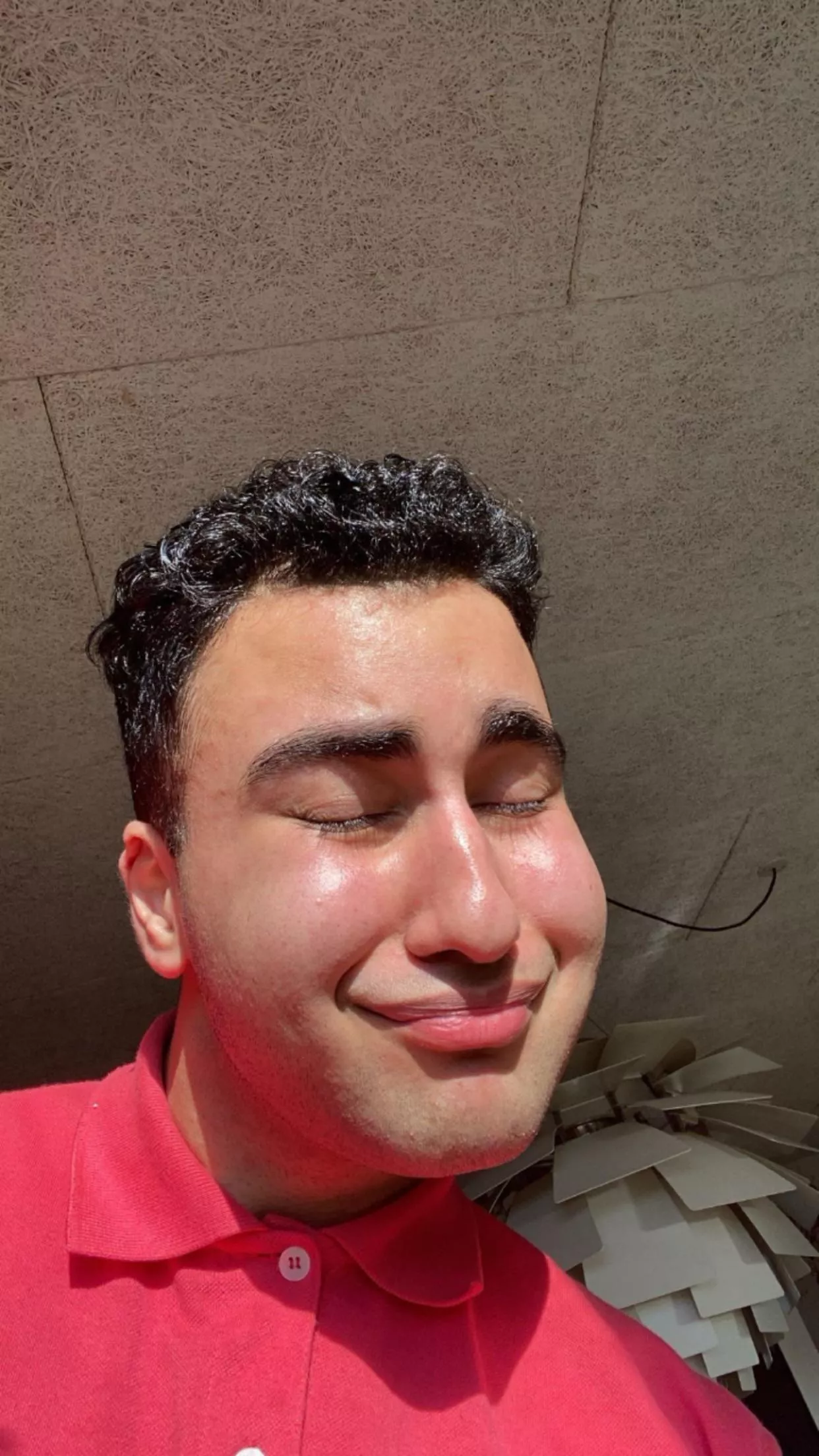 I play league of legends and i’m looking for a friend  posted by Melindasexy8711