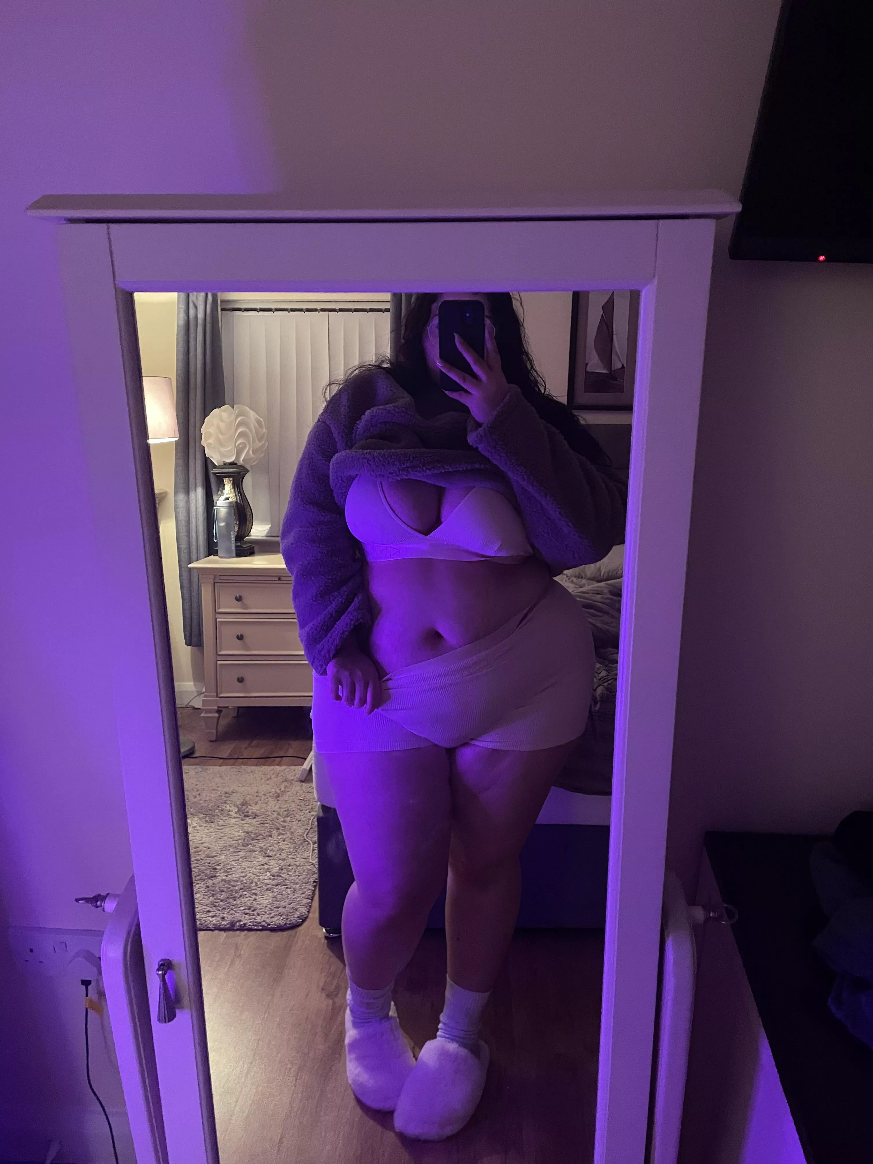 just the right amount posted by xehilia