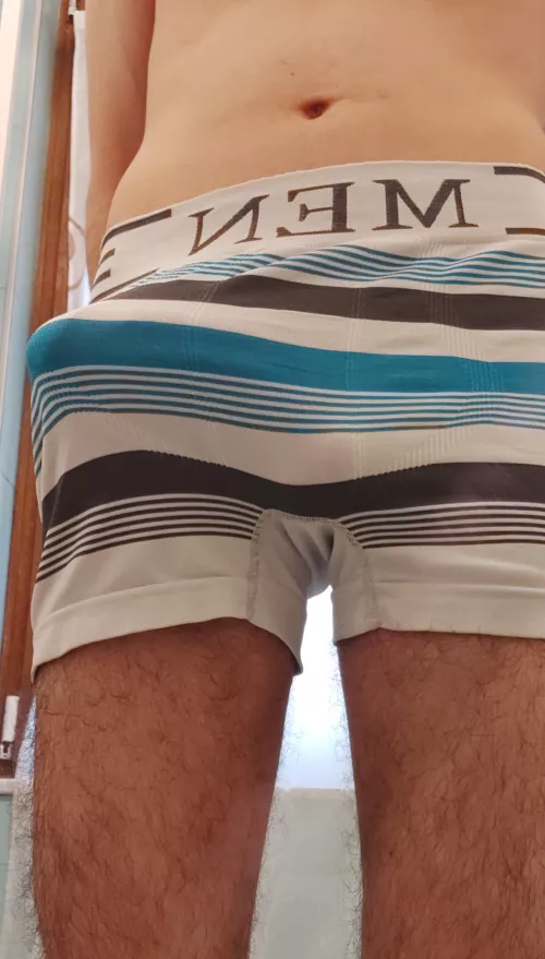 Let's start the day hiding (not so well) how horny I am by Bog_Beg