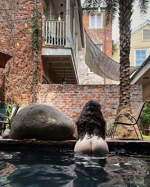 The best way to swim by PrettySadieReed