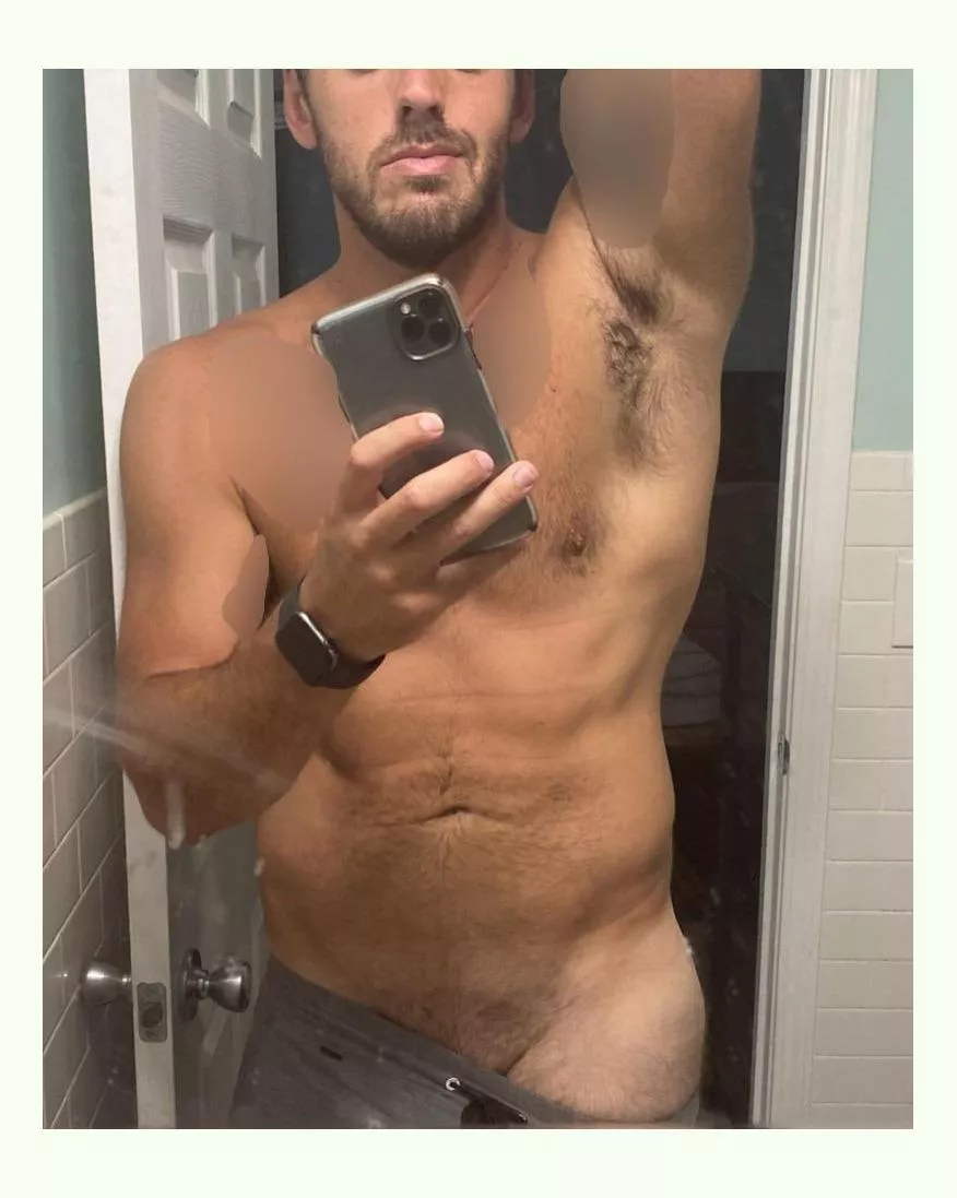 Who loves their men on the bigger side? I’m 6’4” 250 plunds. posted by Curious-Race-4646