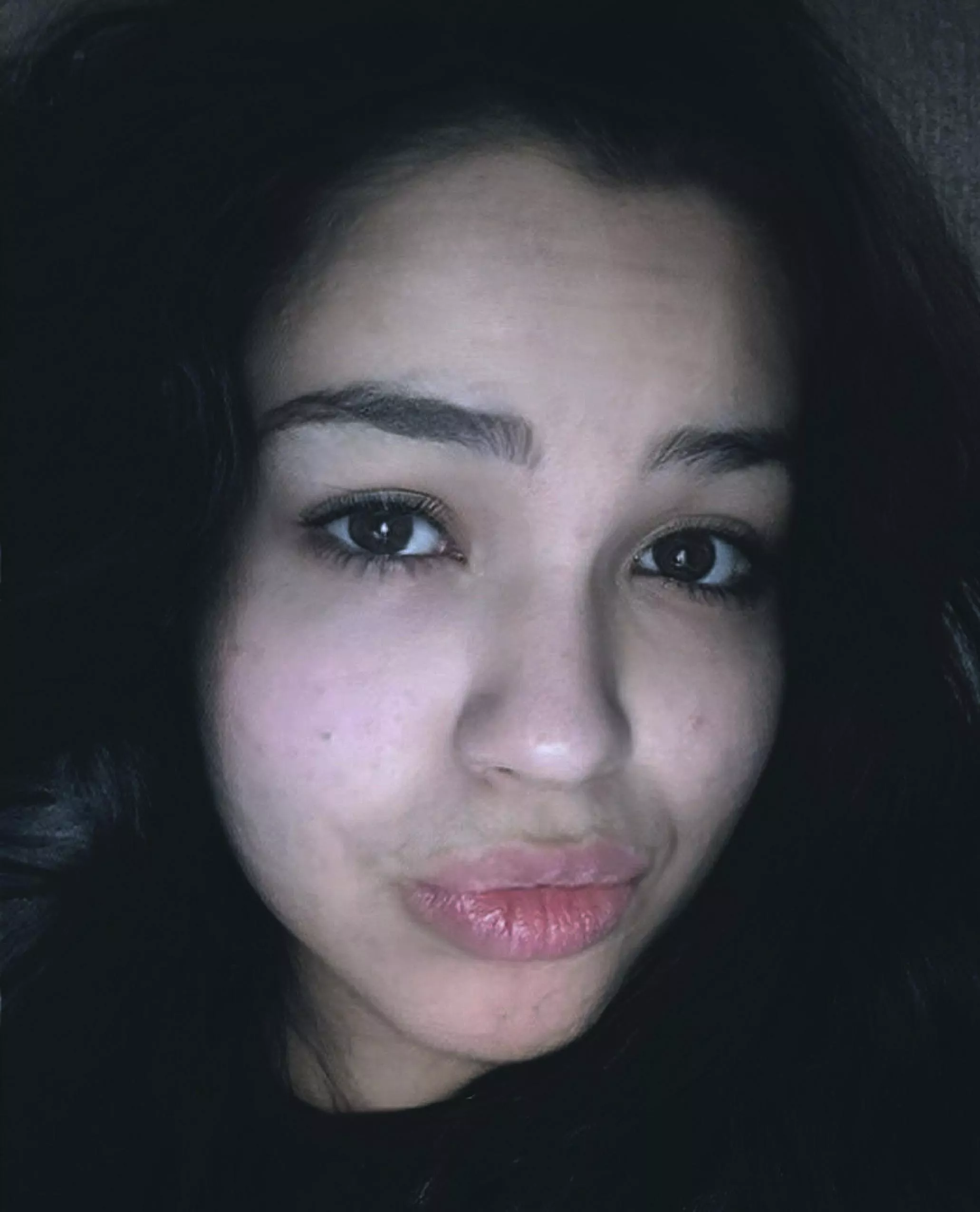 Who would love to wake up next to wifey every morning 😘 posted by Sissyslut638494