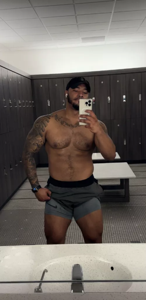 Whose gonna help me get these off after my workout? by Wetadvice1132