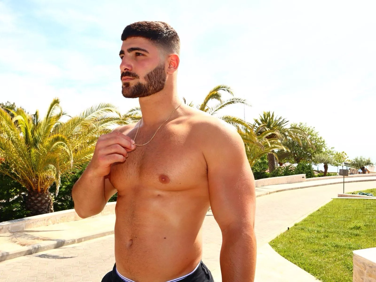 Word of the day : control 💪🫡 posted by thebicepsking