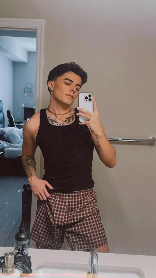 [24] Need someone to take these off for me by TattedStudent